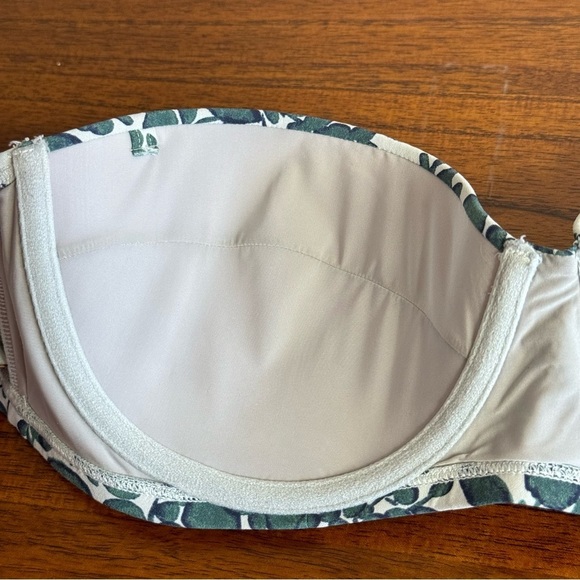 Tory Burch Issy Underwire Halter Bikini Top SZ. M - Picture 6 of 12